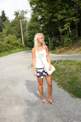 Sara J  from CLUBSWEETHEARTS