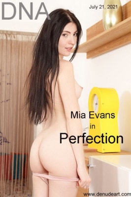 Mia Evans  from DENUDEART
