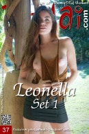 Leonella in Set 1 gallery from DOMAI by Oliver Nation
