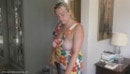 Taylor - Taylor-290-db video from DOWNBLOUSELOVING