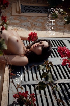 Eva  from ETHERNUDES