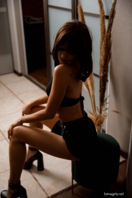 Diana  from FAMEGIRLS