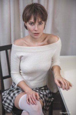Diana  from FAMEGIRLS