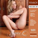Senta L in Meet Me In My Dreams gallery from FEMJOY by Platonoff
