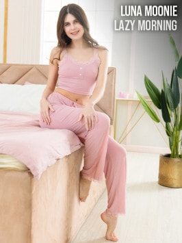 Luna Moonie  from FEMJOY