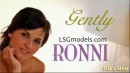 Ronni in Gently video from LSGVIDEO