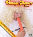 Hairy Pussy Mature Housewife