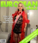 Sexy Blonde Grandma With Massive Boobs