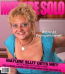 Klara G in Mature Woman Fingering Herself video from MATURE.NL