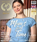 Aurora Frost in First Timer Mom Aurora Is Feeling A Bit Frisky video from MATURE.NL