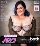 Hot Mature BBW Debutant Arci Is Taking A Bath video from MATURE.NL