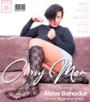 Aisha Bahadur in Curvy Mom Aisha Is Playing With Her Wet Shaved Pussy video from MATURE.NL