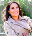 Big Butt MILF Ella Roxx Playing With Her Wet Pussy