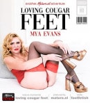 Footfetish Cougar Maya Evans Has Great Feet And Loves To Play With Them
