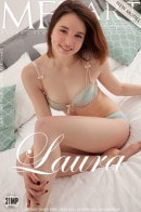 Presenting Laura Lynn