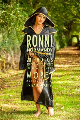 Ronni  from MOREYSTUDIOS2