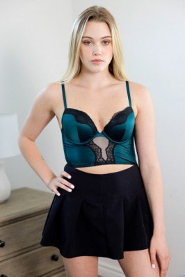 Chloe Rose  from NUBILES