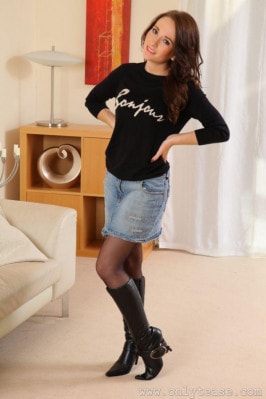 Tammy M  from ONLYTEASE