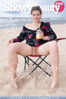 Di in Soft Lips gallery from SHOWYBEAUTY by Wart