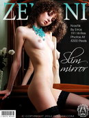 Nastik in Slim Mirror gallery from ZEMANI by Erros