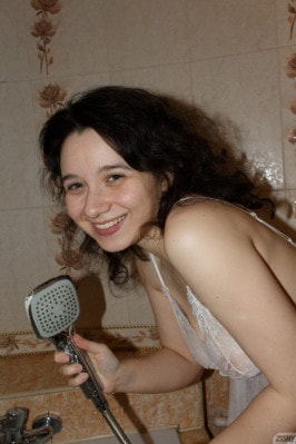 Tasia Loomer  from ZISHY