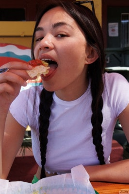 Scarlett Alexis  from ZISHY