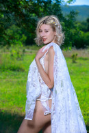Amalia Nymph in Meadow Flowers gallery from METART by Matiss - #10