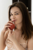 Purr Simona in Sweet Apples gallery from METART by Mytro - #1