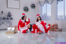 Bianca Bangs & Kimmy Kimm & Sawyer Cassidy in My Free Use Christmas Elves - S28:E2 gallery from STEPSIBLINGSCAUGHT - #2