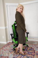 Galas Looner in 9 to 5 Ladies gallery from ALLOVER30 by ZMASTER - #12