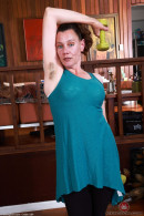 Elizabeth Works And And Spreads Bush gallery from ATKHAIRY by GB Photography - #8