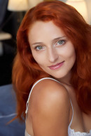 Presenting Lucianna Lucci gallery from METART by Erro - #8