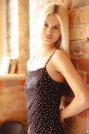 Amelia Flava Slowly Reveals Herself In Golden Sunlight gallery from CHARMMODELS by Domingo - #3