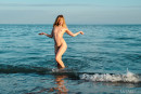 Eve Casta in Seascape gallery from METART by Tony G - #2