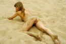 Alina - Playing In The Sand gallery from STUNNING18 by Thierry Murrell - #6