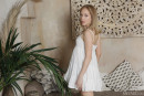 Bella Spark in Softcore Sunday gallery from METART by Flora - #3