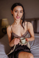 Presenting Gloria Sutton gallery from METART by Julia Kalias - #12