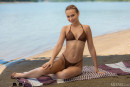Aimee Rox in Sunbathing Beauty gallery from METART by David Menich - #5