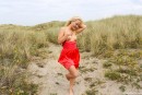 Dutch Esmee naked in the dunes video from CLUBSWEETHEARTS - #9