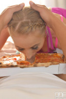 Kiki Cyrus in Delicious Pizza Topping - Delivery Girl Wants Cum in Mouth gallery from ONLYBLOWJOB - #2