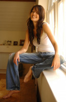 Helen in Tira De Jeans gallery from GIRLFOLIO - #1