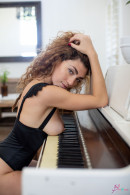 Gillian Barnes in Player Piano gallery from THEEMILYBLOOM - #2